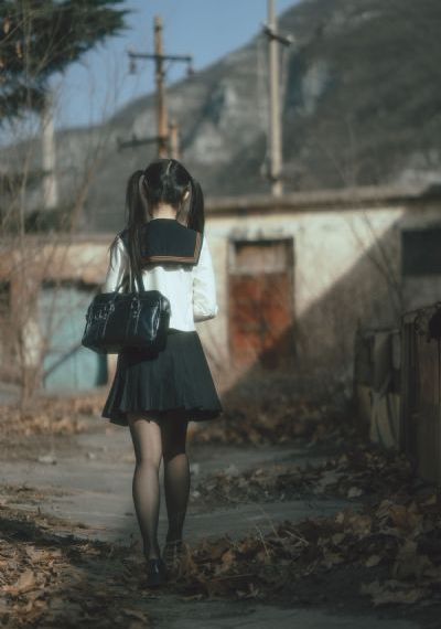 年轻的嫂子2在线_剧情片迅雷电影在线