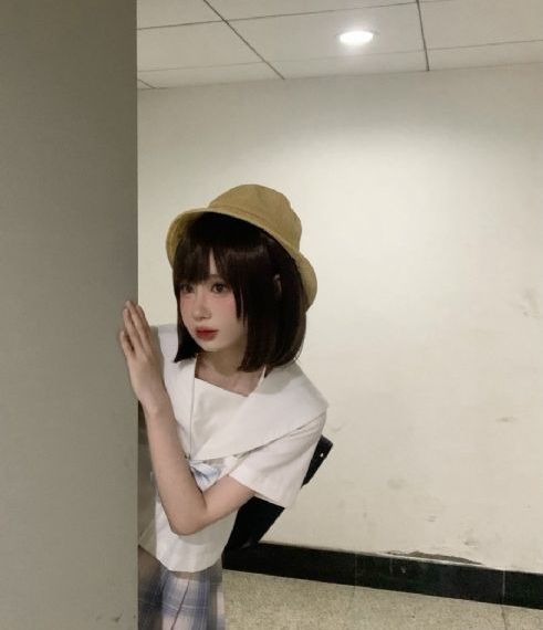 诱人的秘书hd中文字幕_BD英语超清在线观看