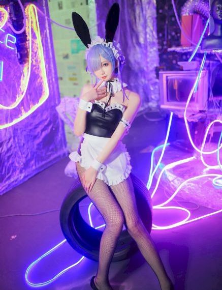 保姆在线_4K电影完整版