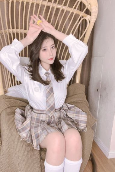 皇后的顶流日常短剧免费观看_蓝光免费高清观看